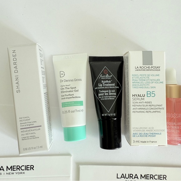 Free Gift with Purchase $50 - Picture 2 of 5